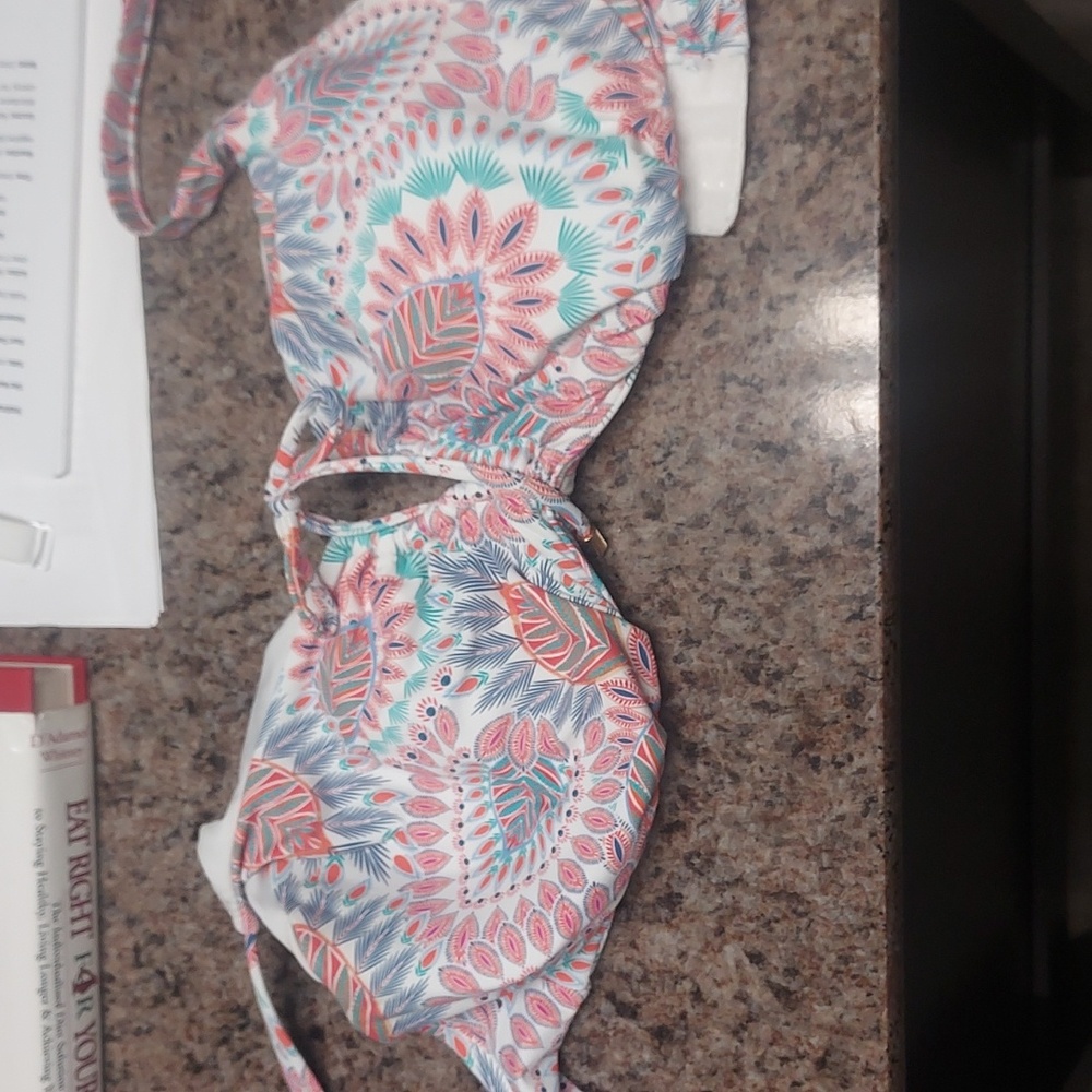Sunsets Swimsuit Top